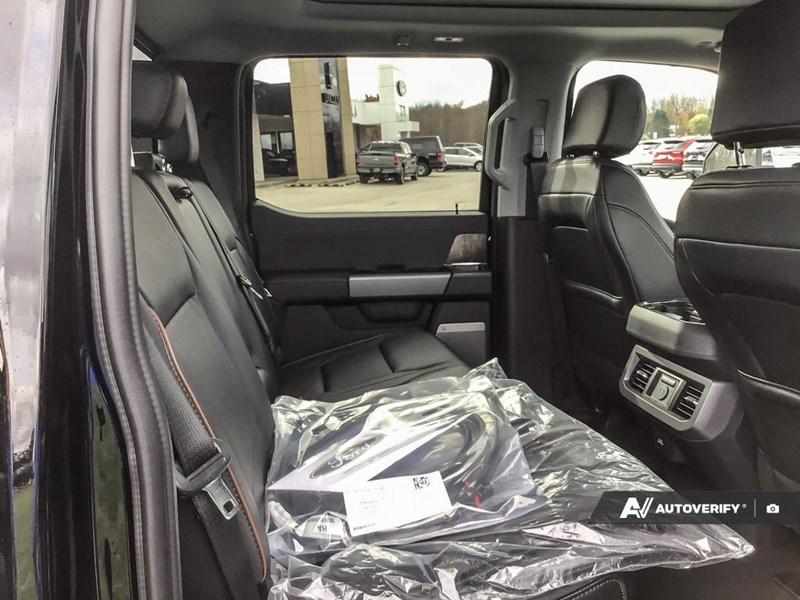 2026 FORD F-250 LARIAT 4WD CREW CAB 6.75' BOX