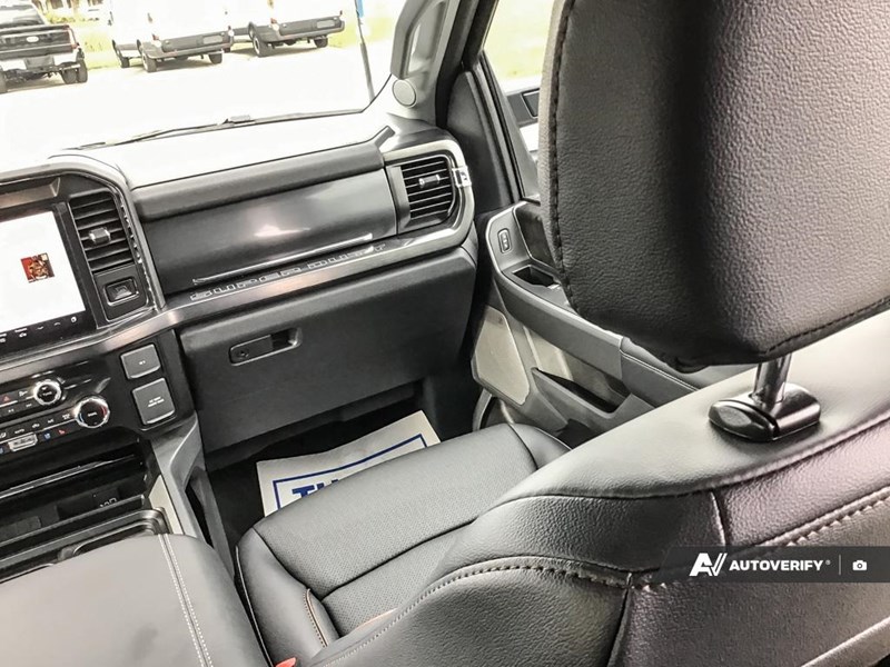 2026 FORD F-250 LARIAT 4WD CREW CAB 6.75' BOX