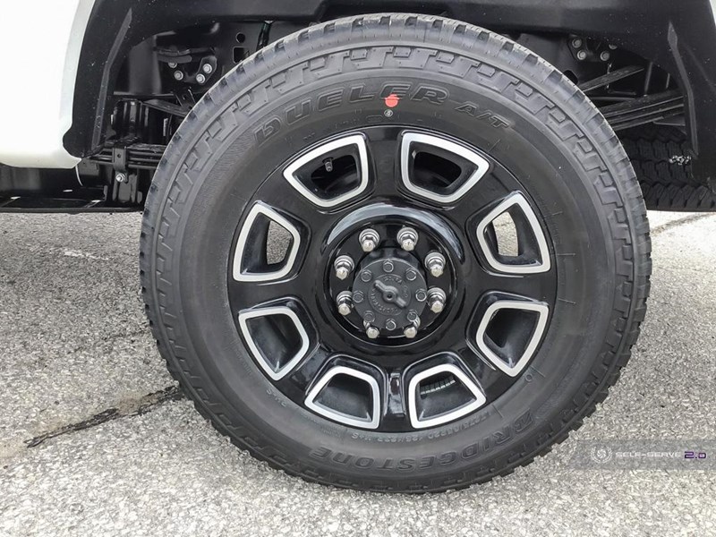 2025 FORD F-250 PLATINUM 4WD CREW CAB 8' BOX