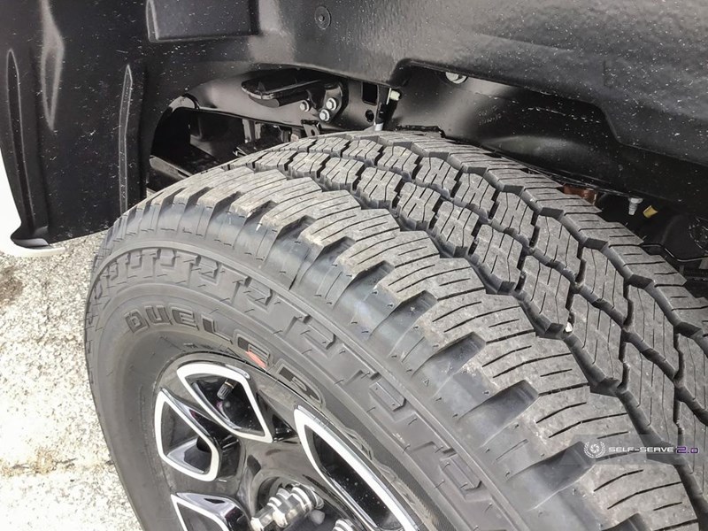 2025 FORD F-250 PLATINUM 4WD CREW CAB 8' BOX