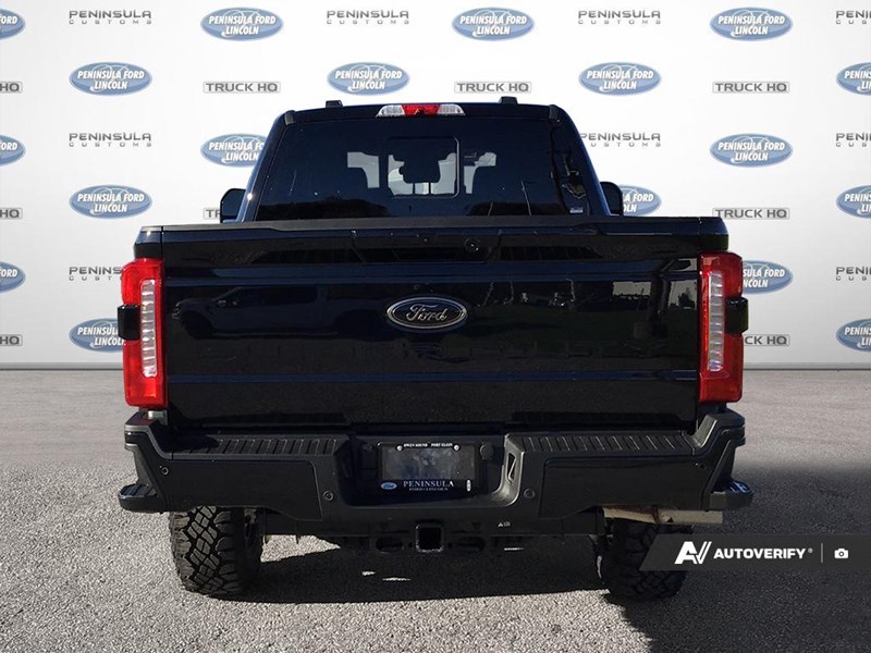 2026 FORD F-350 LARIAT 4WD CREW CAB 6.75' BOX