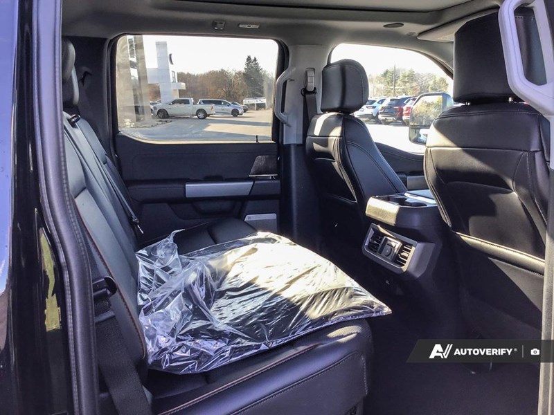 2026 FORD F-350 LARIAT 4WD CREW CAB 6.75' BOX