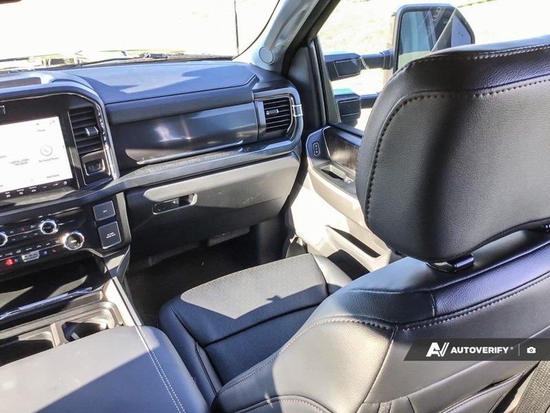 2026 FORD F-350 LARIAT 4WD CREW CAB 6.75' BOX