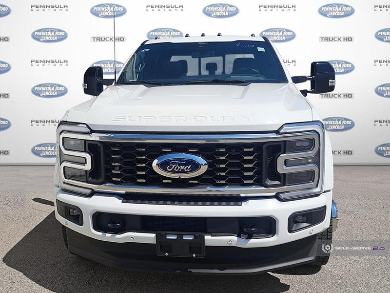 2025 FORD F-450 PLATINUM 4WD CREW CAB 8' BOX