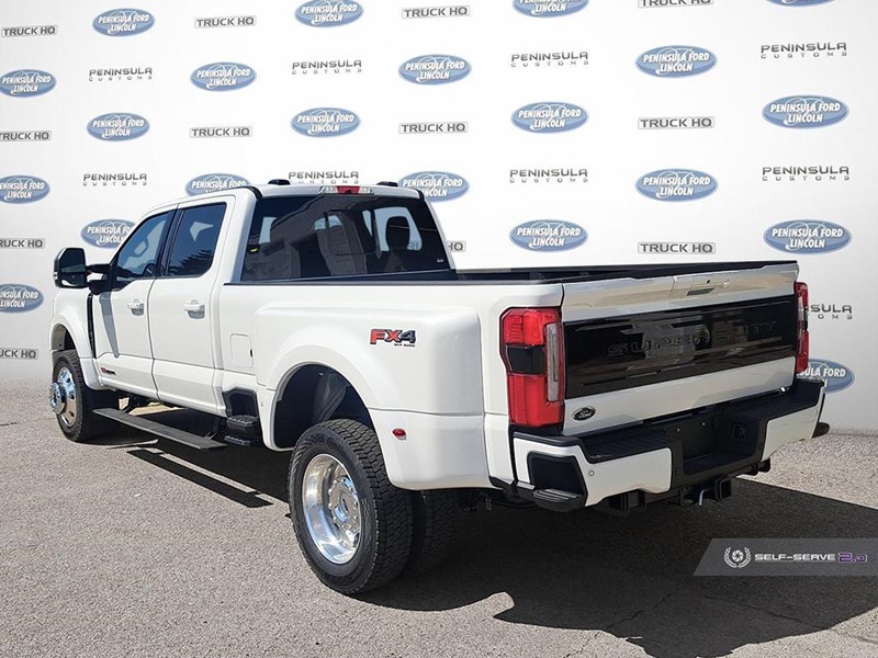 2025 FORD F-450 PLATINUM 4WD CREW CAB 8' BOX