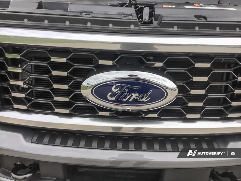 2025 FORD F-450 PLATINUM 4WD CREW CAB 8' BOX