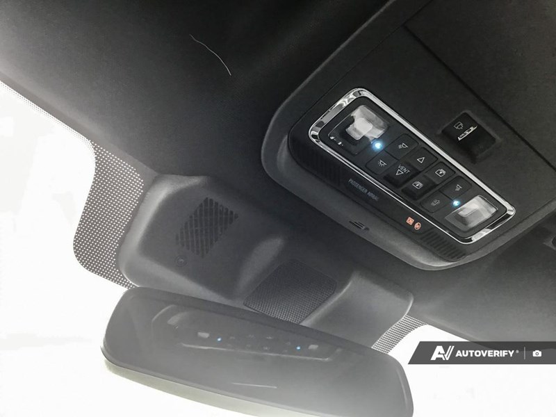 2025 FORD F-450 PLATINUM 4WD CREW CAB 8' BOX