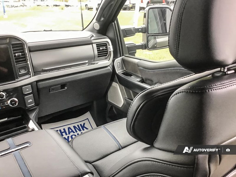 2025 FORD F-450 PLATINUM 4WD CREW CAB 8' BOX