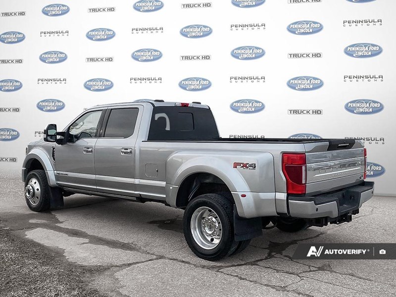 2022 Ford F-450 Platinum 4WD Crew Cab 8' Box