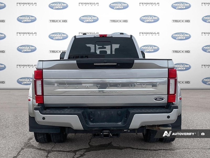 2022 Ford F-450 Platinum 4WD Crew Cab 8' Box