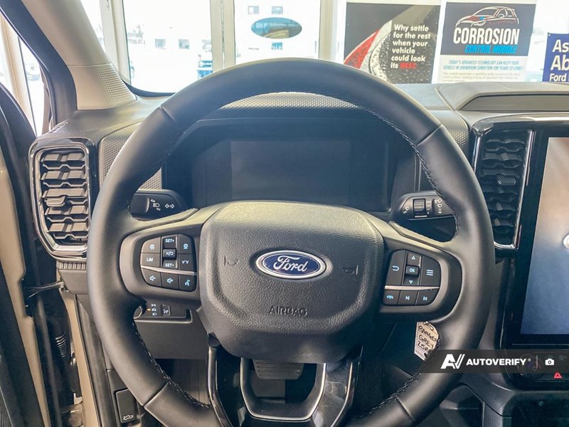 2025 Ford Ranger XLT 4WD SuperCrew 5' Box