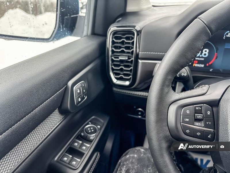 2026 Ford Ranger LARIAT 4WD SuperCrew 5' Box