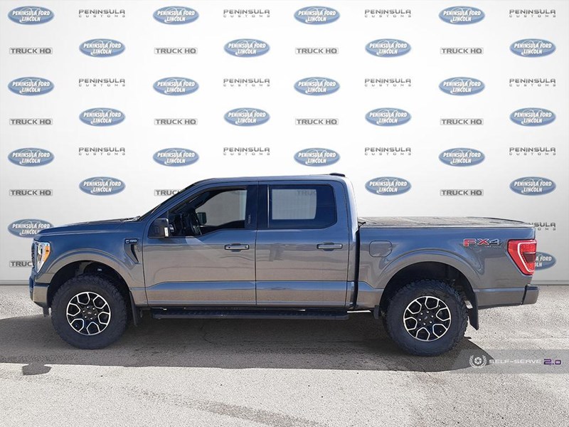 2022 FORD F-150 XLT 4WD SUPERCREW 5.5' BOX