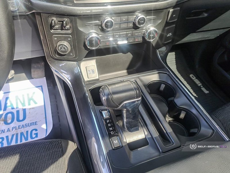 2022 FORD F-150 XLT 4WD SUPERCREW 5.5' BOX