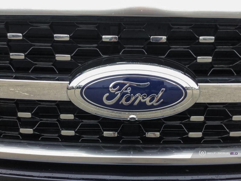 2023 Ford F-150 Platinum 4WD SuperCrew 5.5' Box