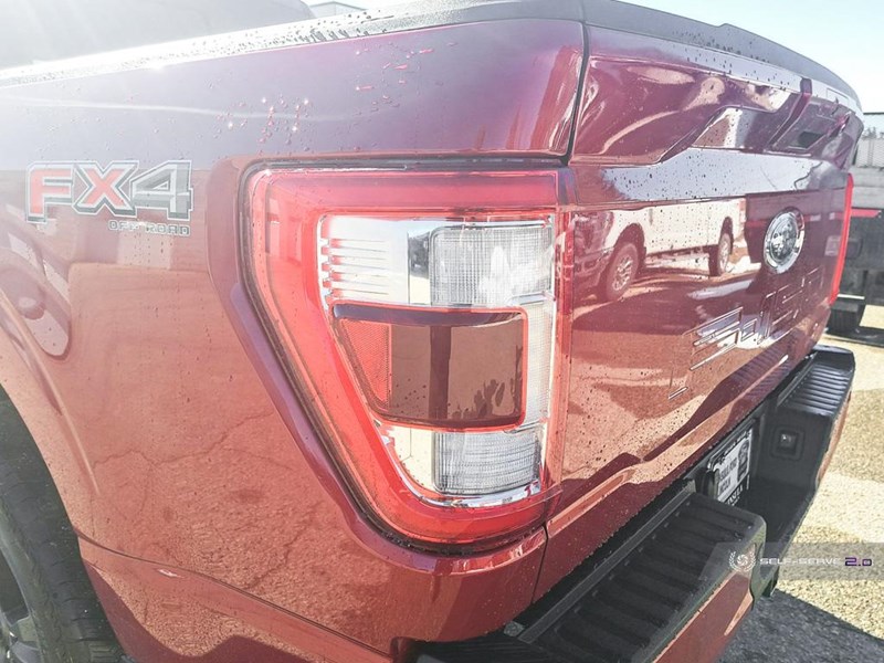 2023 Ford F-150 LARIAT 4WD SuperCrew 5.5' Box