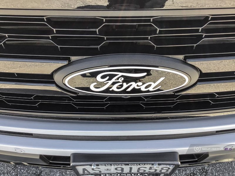 2025 FORD F-150 LARIAT 4WD SUPERCREW 5.5' BOX