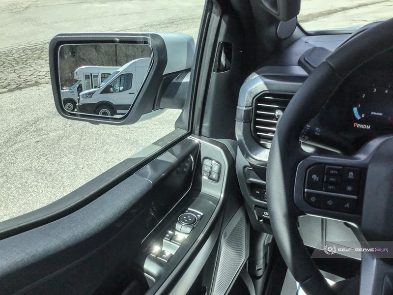 2025 FORD F-150 LARIAT 4WD SUPERCREW 5.5' BOX
