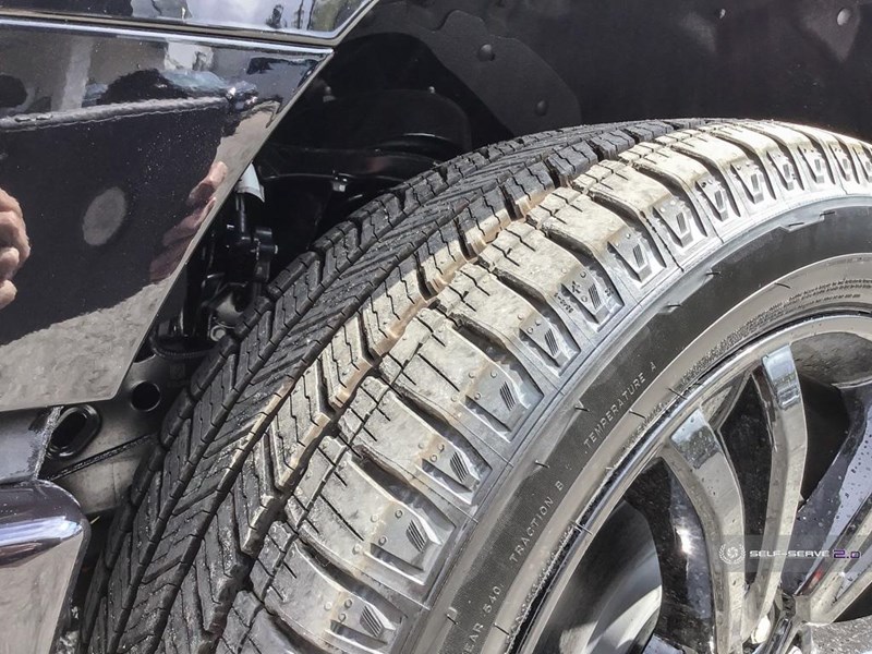 2025 FORD F-150 LARIAT 4WD SUPERCREW 5.5' BOX
