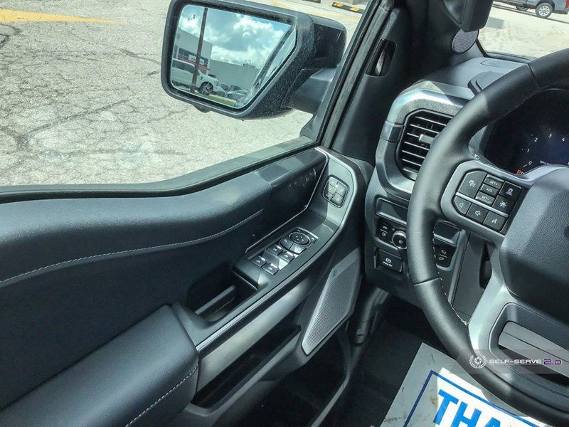 2025 FORD F-150 LARIAT 4WD SUPERCREW 5.5' BOX