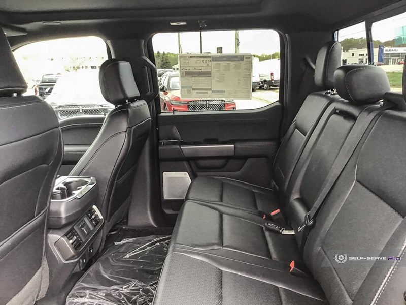 2025 FORD F-150 LARIAT 4WD SUPERCREW 5.5' BOX