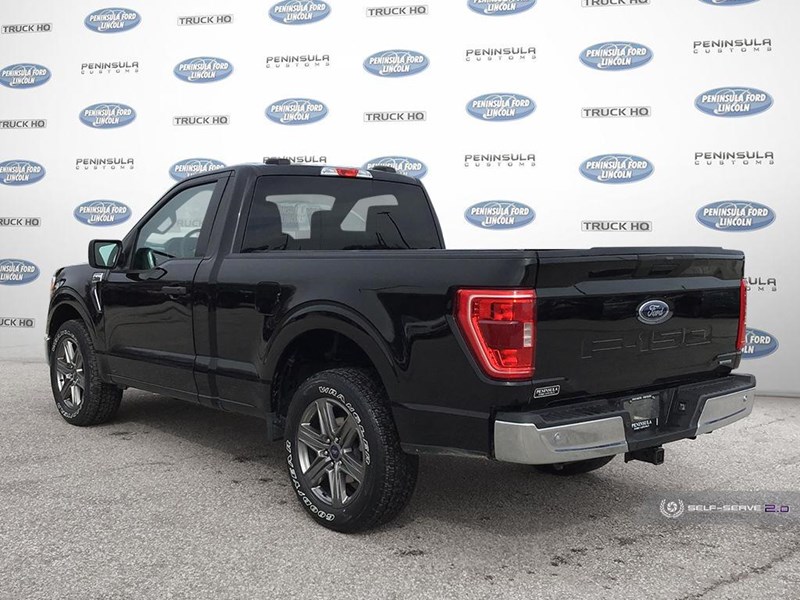 2022 FORD F-150 XLT 2WD REG CAB 6.5' BOX