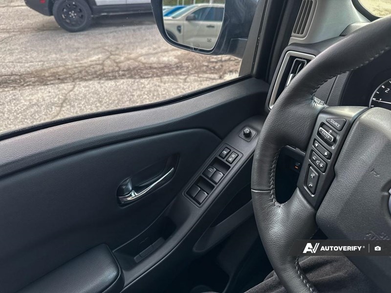 2025 Nissan Frontier Crew Cab 4X4 Long Bed SV