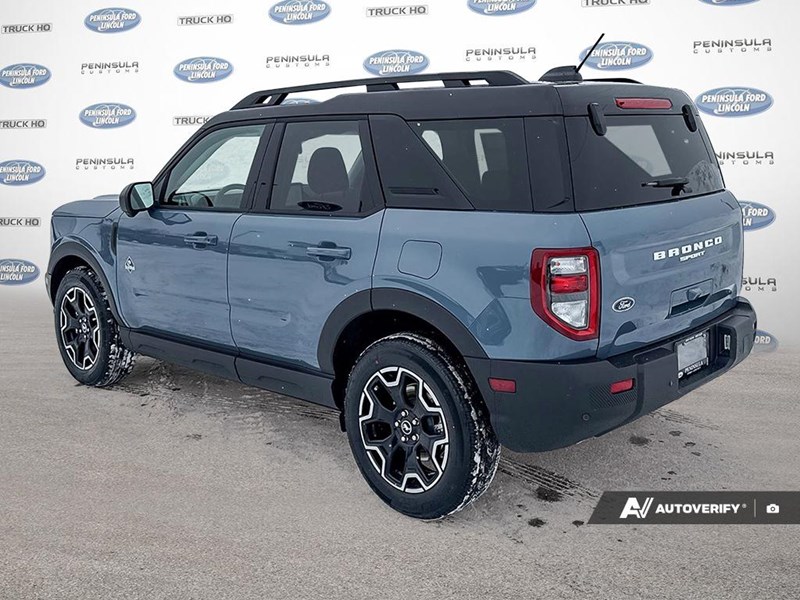 2025 Ford Bronco Sport Outer Banks 4x4