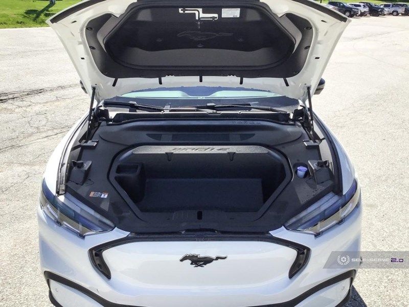 2025 FORD MUSTANG MACH-E PREMIUM AWD