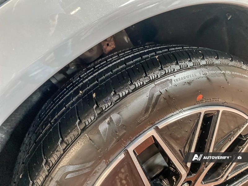 2025 Ford Mustang Mach-E Premium AWD