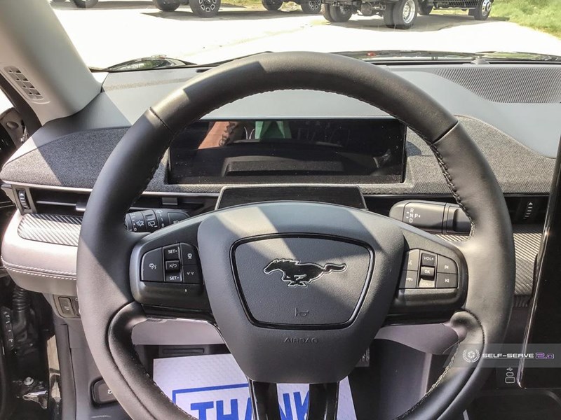 2025 FORD MUSTANG MACH-E PREMIUM AWD