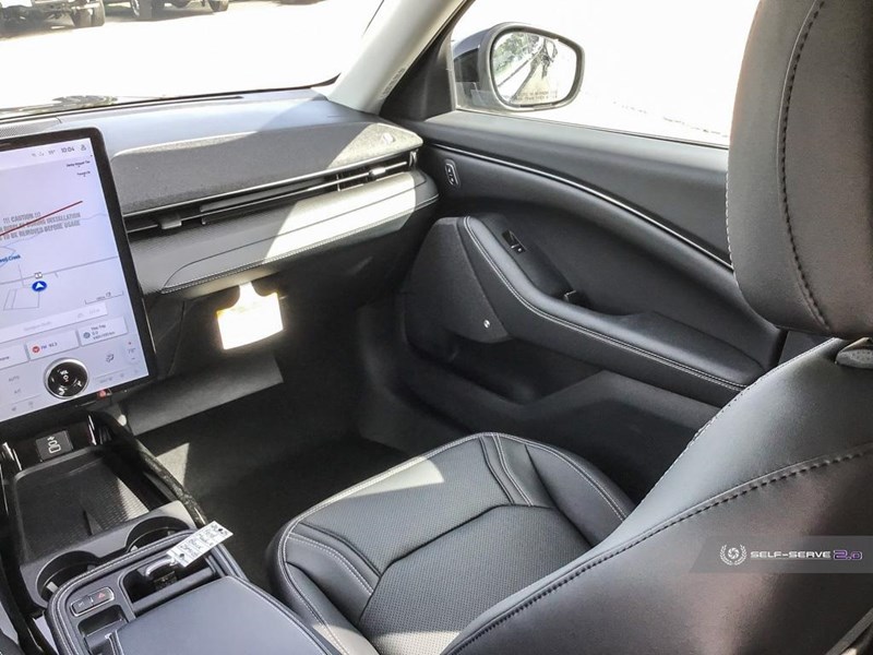 2025 FORD MUSTANG MACH-E PREMIUM AWD