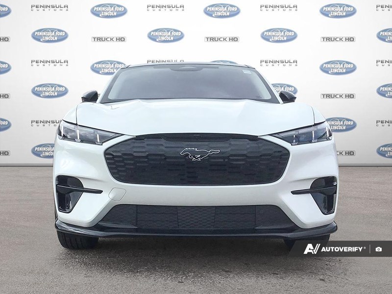 2025 Ford Mustang Mach-E Premium AWD