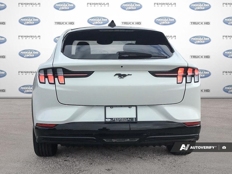 2025 Ford Mustang Mach-E Premium AWD