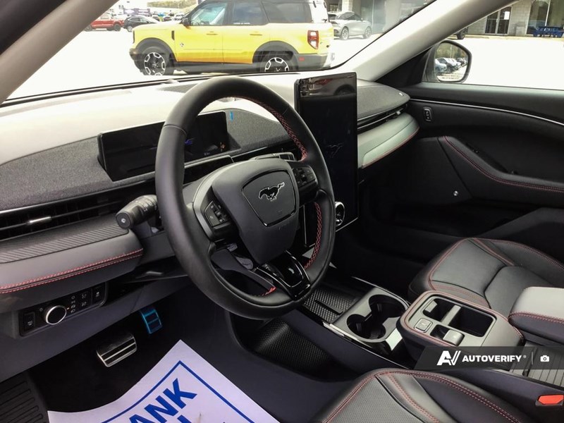 2025 Ford Mustang Mach-E Premium AWD