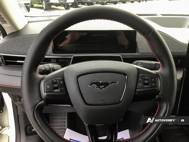 2025 Ford Mustang Mach-E Premium AWD