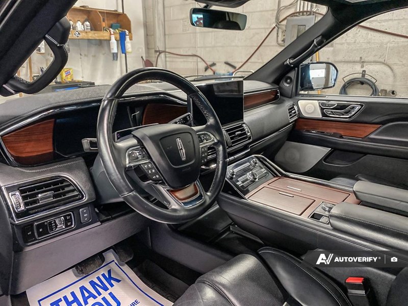 2023 LINCOLN NAVIGATOR L RESERVE 4X4