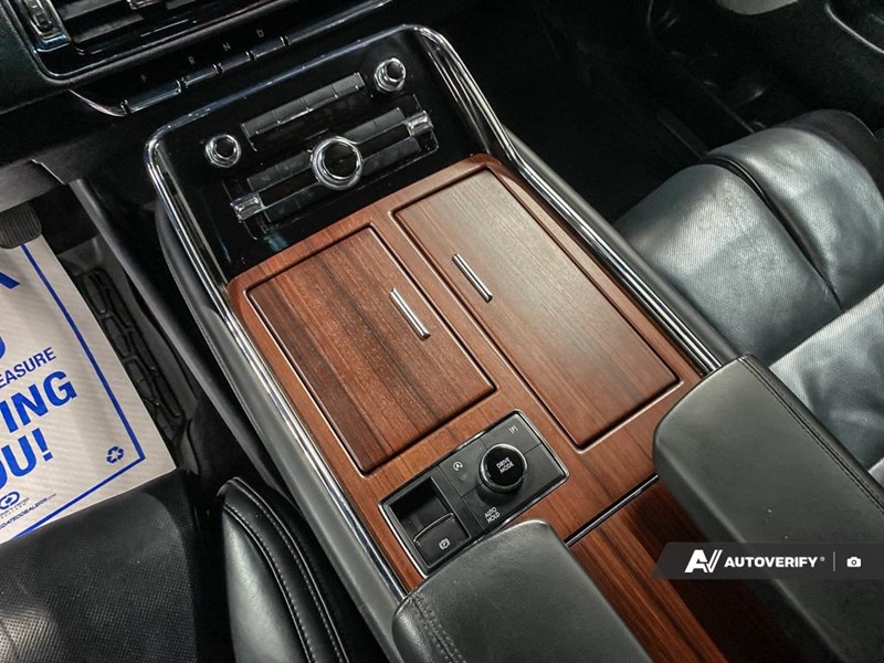 2023 LINCOLN NAVIGATOR L RESERVE 4X4