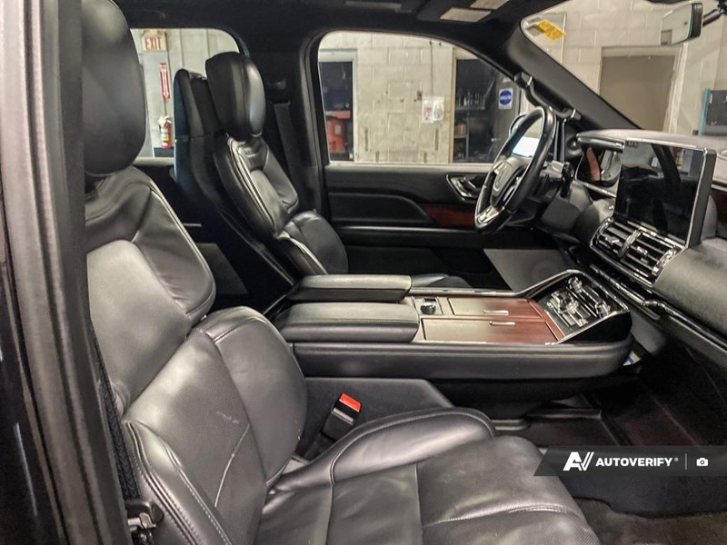 2023 LINCOLN NAVIGATOR L RESERVE 4X4