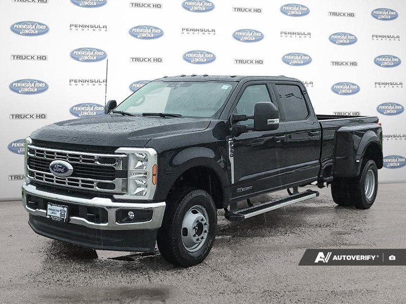 2026 FORD F-350 XLT 4WD CREW CAB 8' BOX