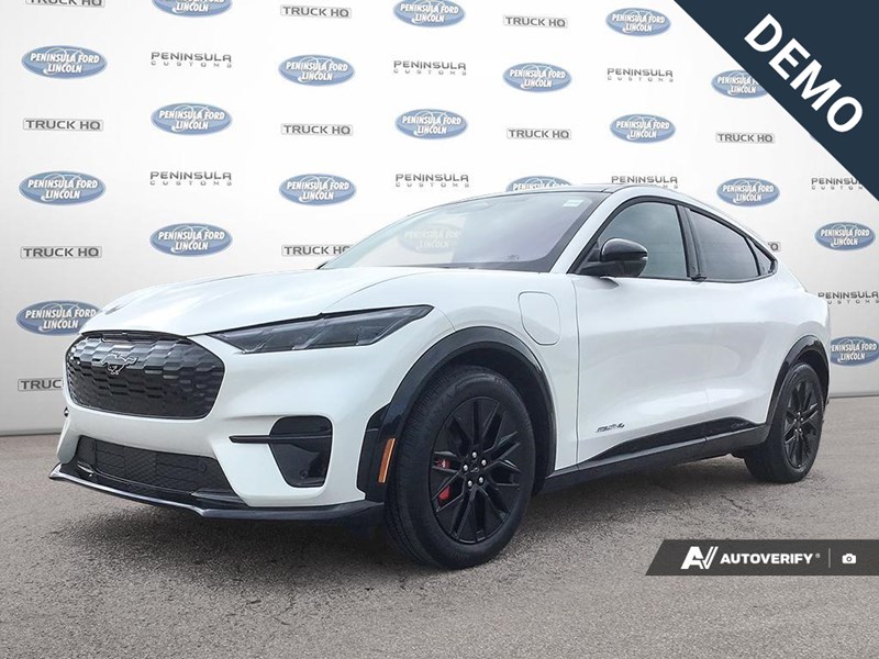 2025 Ford Mustang Mach-E Premium AWD