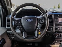 2019 FORD F-450 XL 4WD CREW CAB 8' BOX