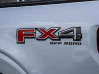 2022 FORD F-150 LARIAT 4WD SUPERCREW 6.5' BOX