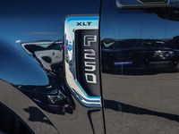 2022 FORD F-250 XLT 4WD| DIESEL | PREMIUM PKG | NEW TIRES + BRAKES