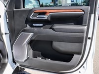 2022 GMC SIERRA 1500 4WD CREW CAB | LEATHER | MOONROOF| NEW TIRES