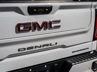 2022 GMC SIERRA 1500 4WD CREW CAB | LEATHER | MOONROOF| NEW TIRES