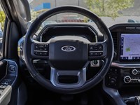 2023 FORD F-150 LARIAT 4X4 | CREW | 5.5' BOX | ROOF | 20