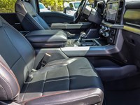2023 FORD F-150 LARIAT 4X4 | CREW | 5.5' BOX | ROOF | 20