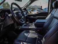 2023 FORD F-150 LARIAT 4X4 | CREW | 5.5' BOX | ROOF | 20