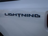2023 Ford F-150 Lightning Platinum 4WD SuperCrew 5.5' Box